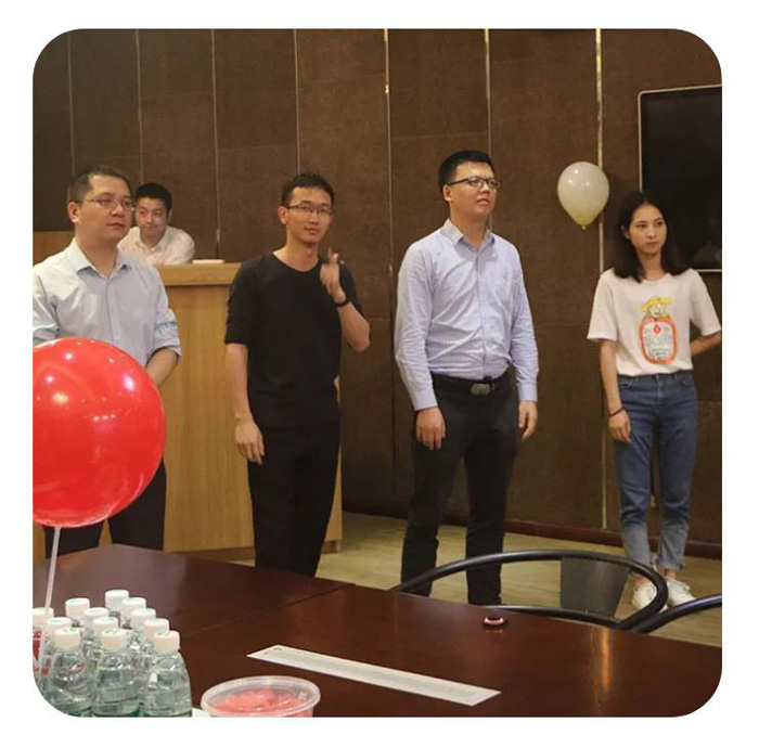 银河集团9873com科技2019年第一季度生日会